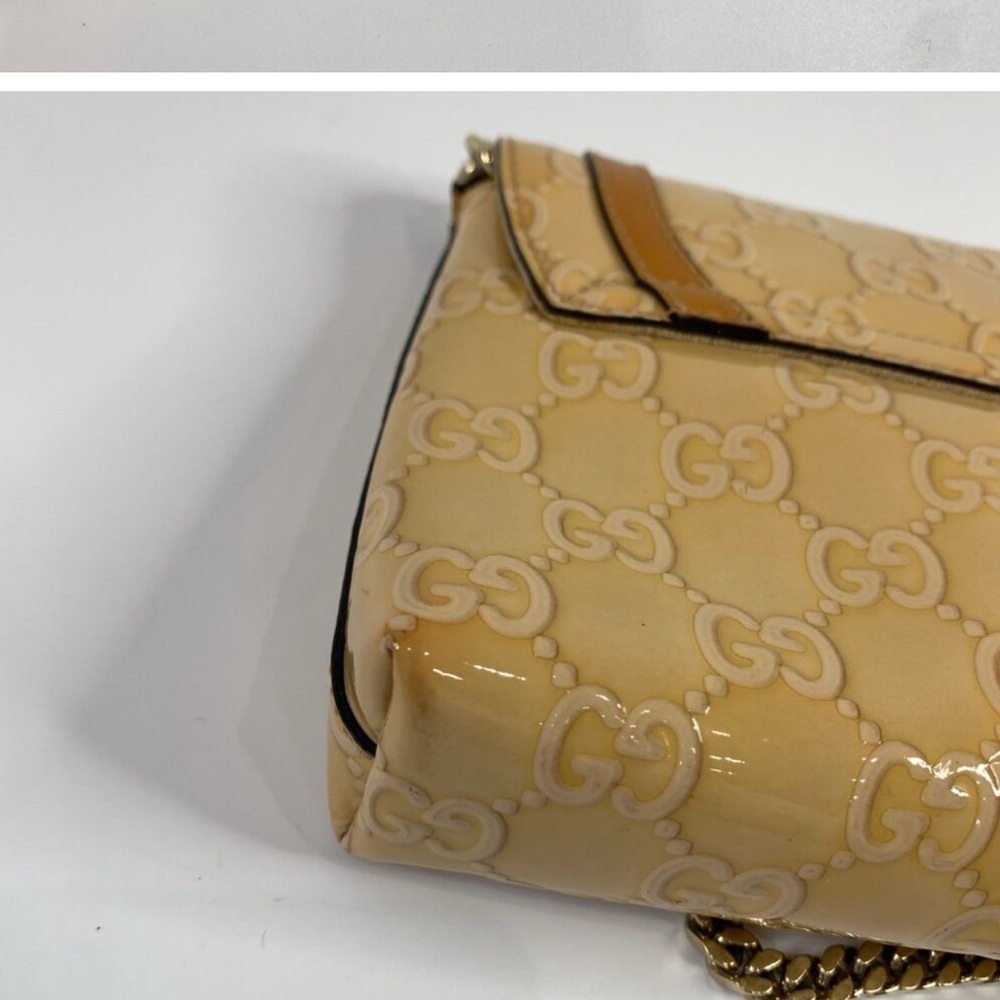 Gucci Patent Beige Shoulder Bag - Picture 16 of 16